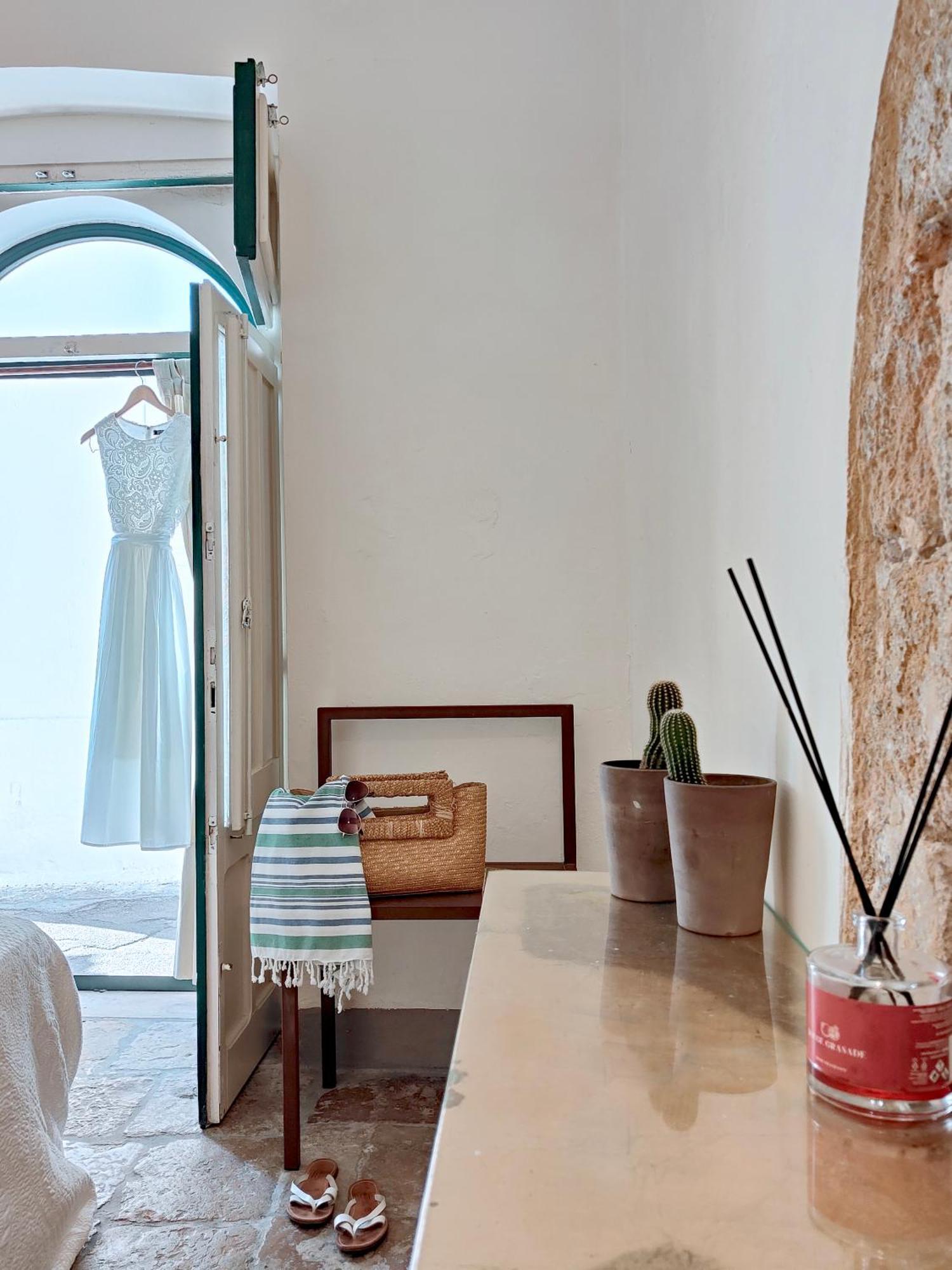 B&B Palazzo Del Capitolo - By I Bastioni San Domenico Галиполи Екстериор снимка
