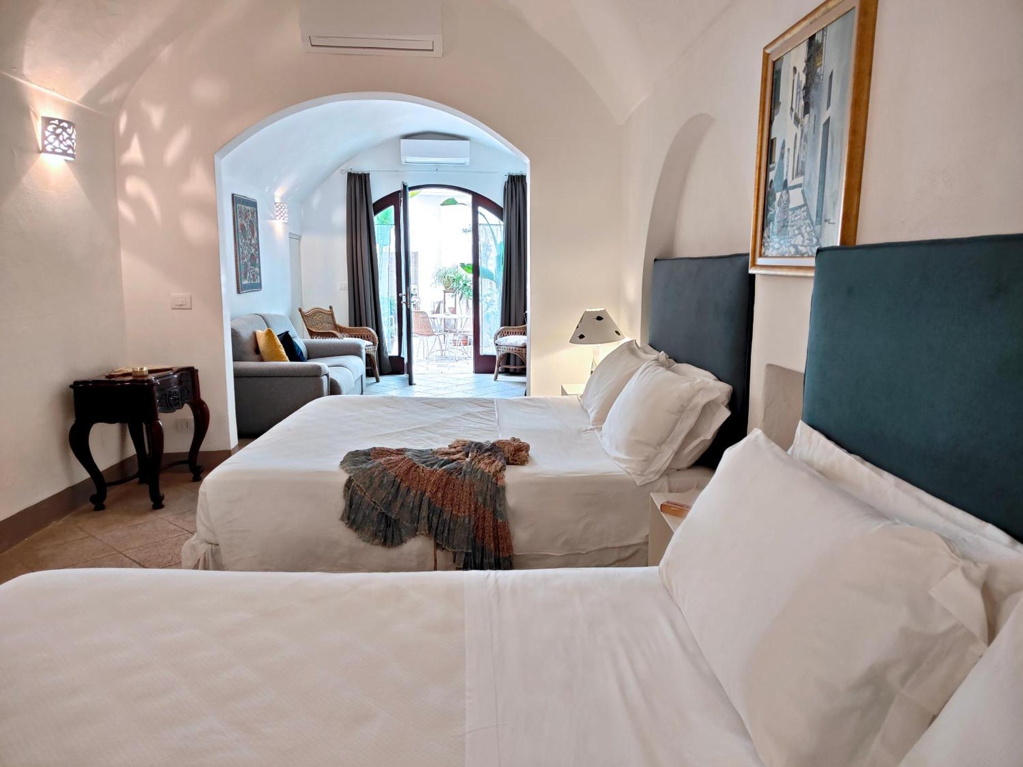 B&B Palazzo Del Capitolo - By I Bastioni San Domenico Галиполи Екстериор снимка