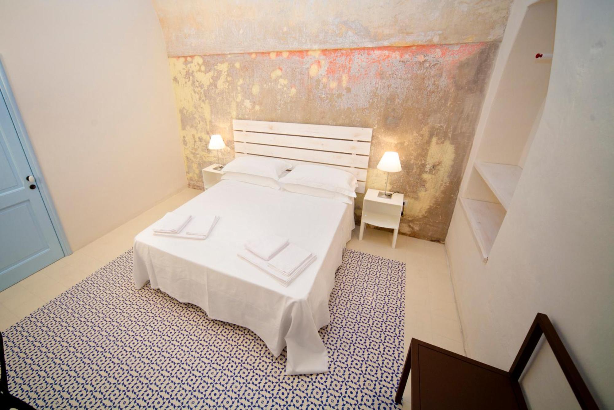 B&B Palazzo Del Capitolo - By I Bastioni San Domenico Галиполи Екстериор снимка
